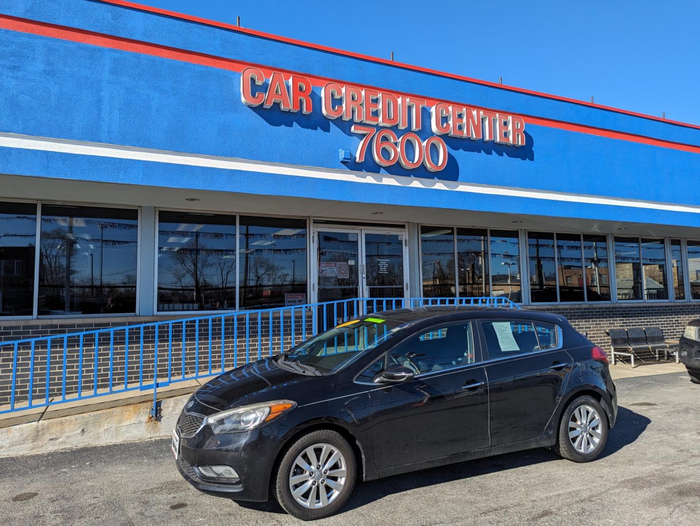 2014 BLACK Kia Forte 5-Door EX (KNAFX5A85E5) with an 2.0L L4 DOHC 16V engine, 6-Speed Automatic transmission, located at 7600 S Western Ave., Chicago, IL, 60620, (773) 918-3980, 0.000000, 0.000000 - Photo#1